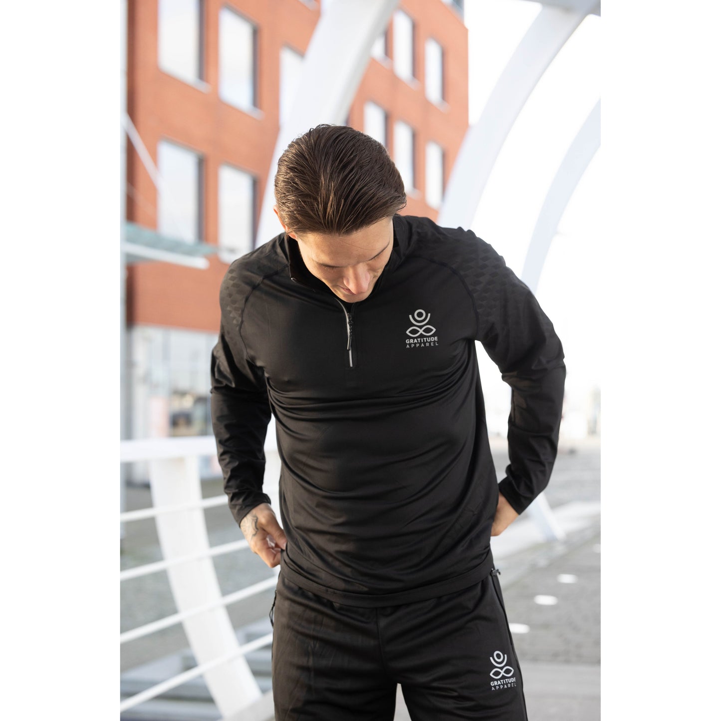 Prestige Quarter Zip - Black